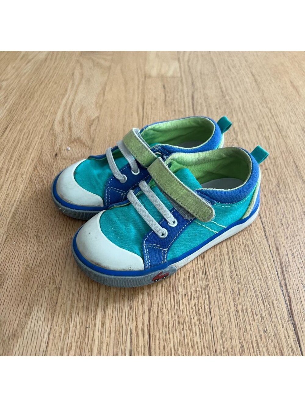 See Kai Run Blue Green Canvas Sneakers Toddler Size 9